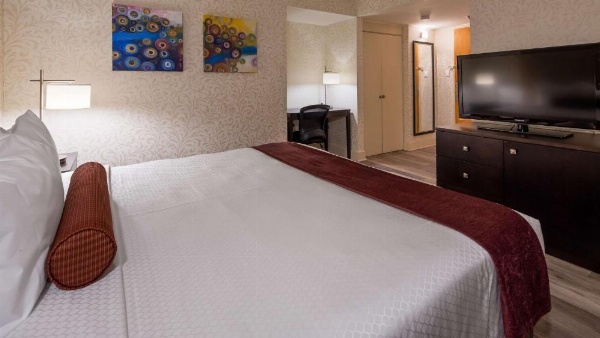 Best Western Plus Montreal Downtown-Hotel Europa image 13