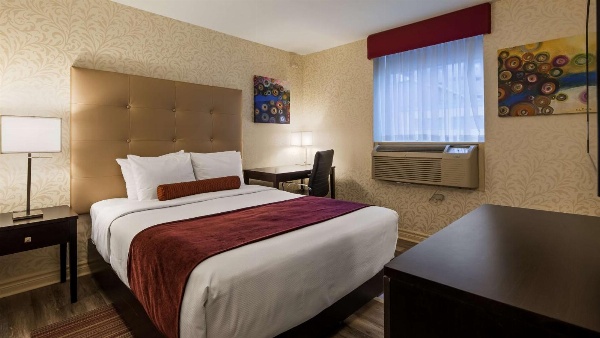 Best Western Plus Montreal Downtown-Hotel Europa image 7